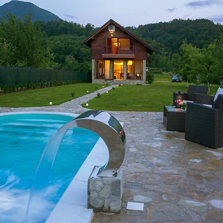 Casa Dellˇ Amore Villa Bihac Ngoại thất bức ảnh