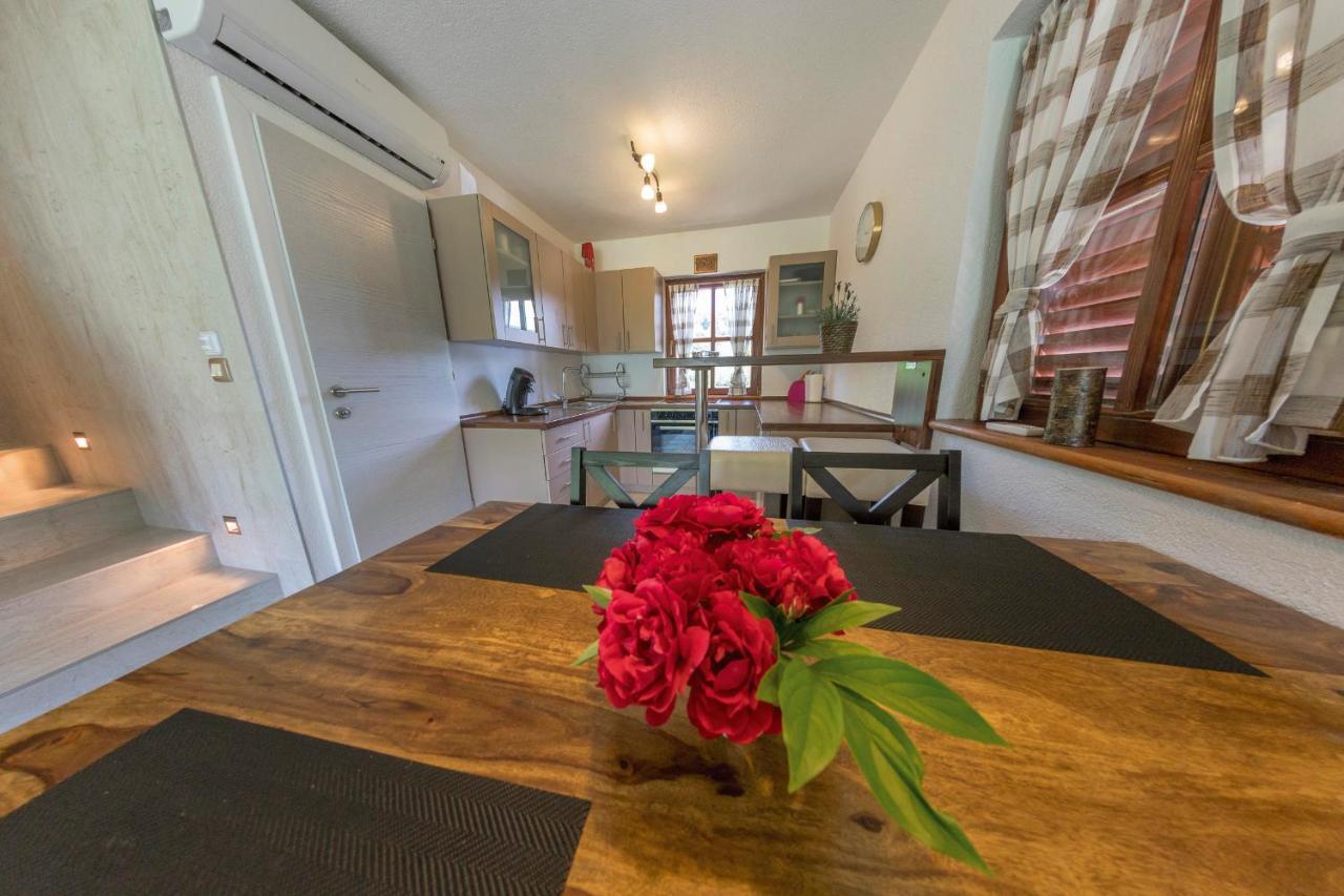 Casa Dellˇ Amore Villa Bihac Ngoại thất bức ảnh